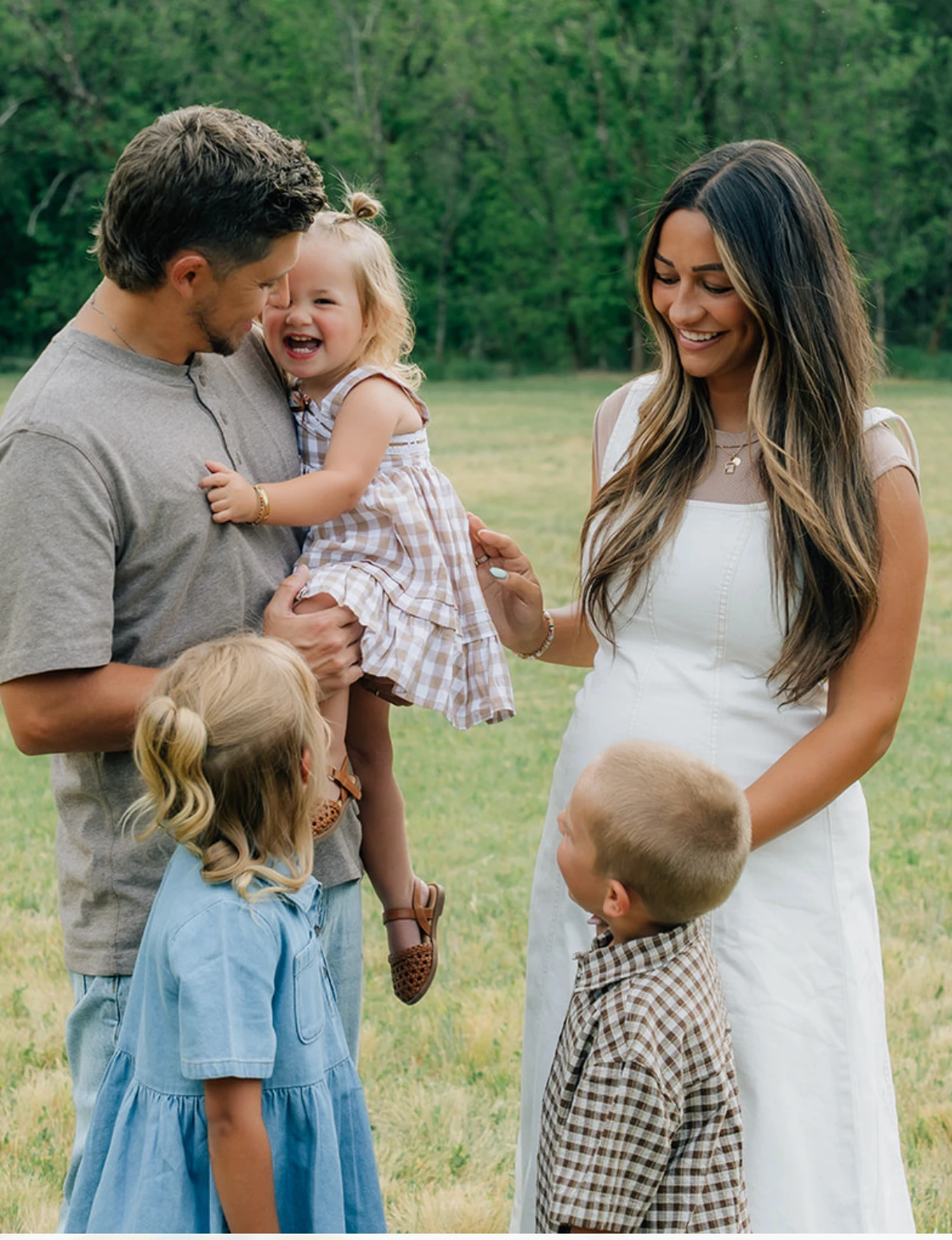 Brylee Bird with her husband and three children